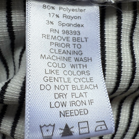 DENNIS BY DENNIS BASSO V-NECK BLACK WHITE HORIZONTAL STRIPED DRESS SIZE Medium - Picture 7 of 7